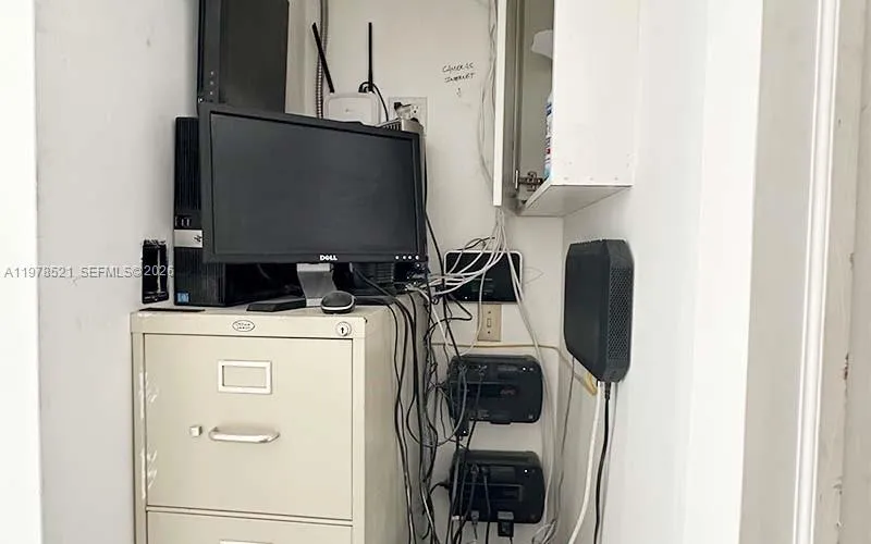 10200 Nw 25th St 113, Doral, Florida 33172, Doral, Florida 33172, ,Commercial Sale,For Sale,10200 Nw 25th St 113, Doral, Florida 33172,A11978521