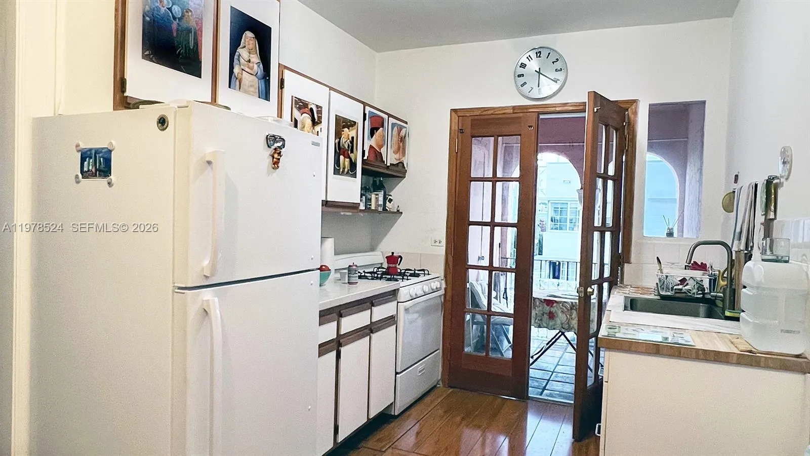 756 Meridian Ave 10, Miami Beach, Florida 33139, Miami Beach, Florida 33139, 1 Bedroom Bedrooms, ,1 BathroomBathrooms,Residential Lease,For Rent,756 Meridian Ave 10, Miami Beach, Florida 33139,A11978524