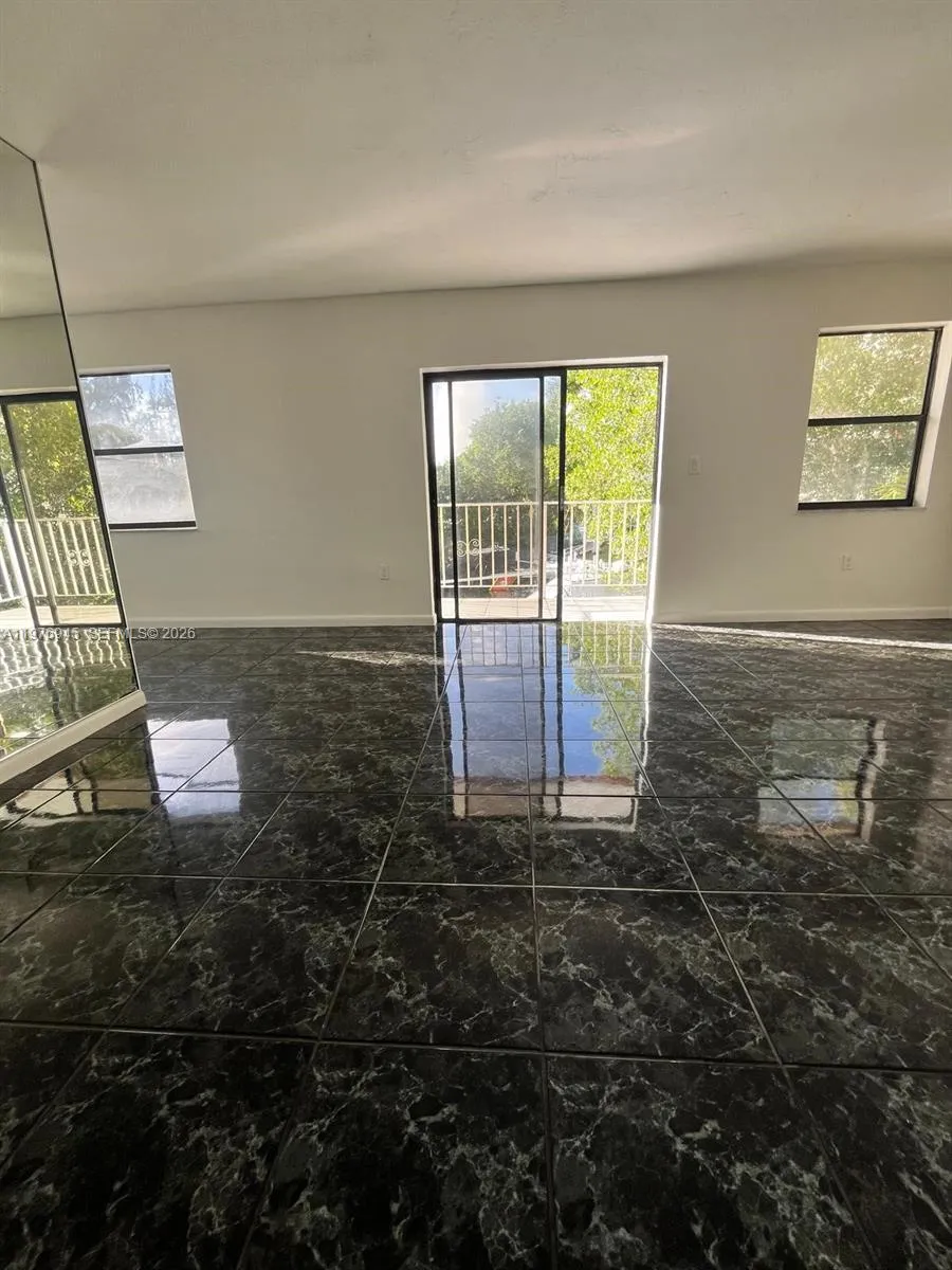 3522 Ne 166th St 10, North Miami Beach, Florida 33, North Miami Beach, Florida 33160, 1 Bedroom Bedrooms, ,1 BathroomBathrooms,Residential,For Sale,3522 Ne 166th St 10, North Miami Beach, Florida 33,A11976945