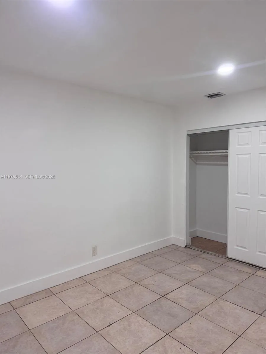 221 Ne 40th St 1-3, Oakland Park, Florida 33334, Oakland Park, Florida 33334, 2 Bedrooms Bedrooms, ,1 BathroomBathrooms,Residential Lease,For Rent,221 Ne 40th St 1-3, Oakland Park, Florida 33334,A11978534