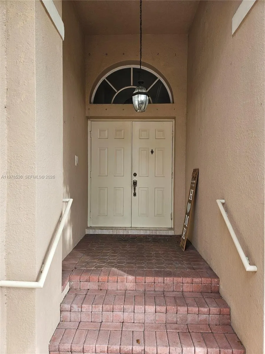 5201 Nw 112th Pl 0, Doral, Florida 33178, Doral, Florida 33178, 5 Bedrooms Bedrooms, ,2 BathroomsBathrooms,Residential Lease,For Rent,5201 Nw 112th Pl 0, Doral, Florida 33178,A11978536