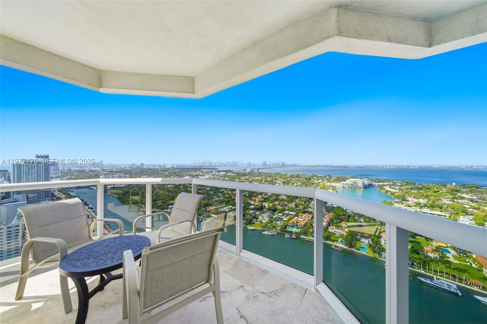 4775 Collins Ave 4005, Miami Beach, Florida 33140, Miami Beach, Florida 33140, 2 Bedrooms Bedrooms, ,2 BathroomsBathrooms,Residential Lease,For Rent,4775 Collins Ave 4005, Miami Beach, Florida 33140,A11977175