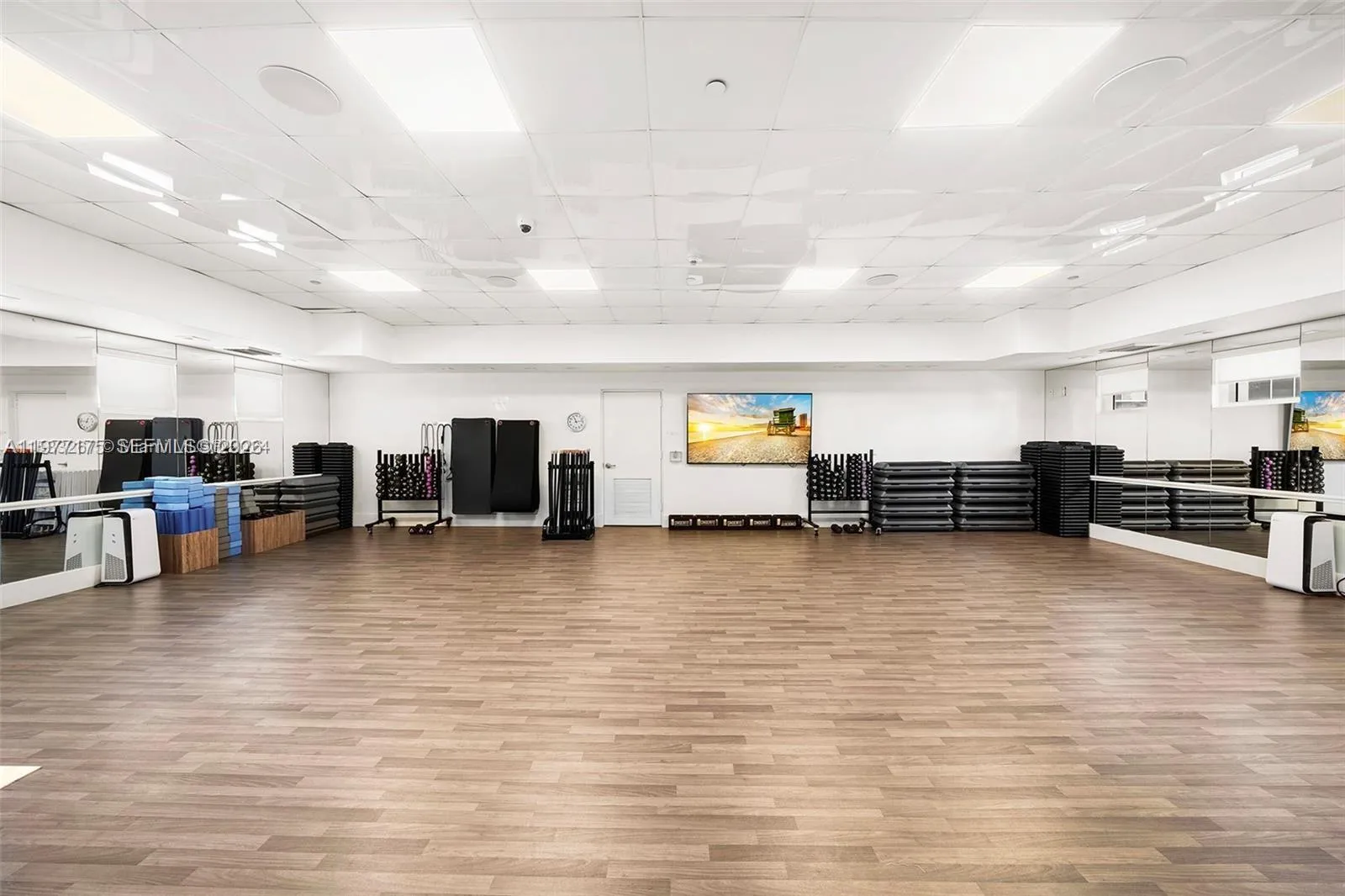 4775 Collins Ave 4005, Miami Beach, Florida 33140, Miami Beach, Florida 33140, 2 Bedrooms Bedrooms, ,2 BathroomsBathrooms,Residential Lease,For Rent,4775 Collins Ave 4005, Miami Beach, Florida 33140,A11977175