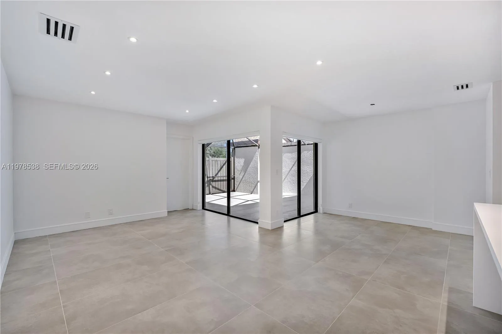 2616 N Carambola Cir N 1702, Coconut Creek, Florid, Coconut Creek, Florida 33066, 2 Bedrooms Bedrooms, ,2 BathroomsBathrooms,Residential Lease,For Rent,2616 N Carambola Cir N 1702, Coconut Creek, Florid,A11978538