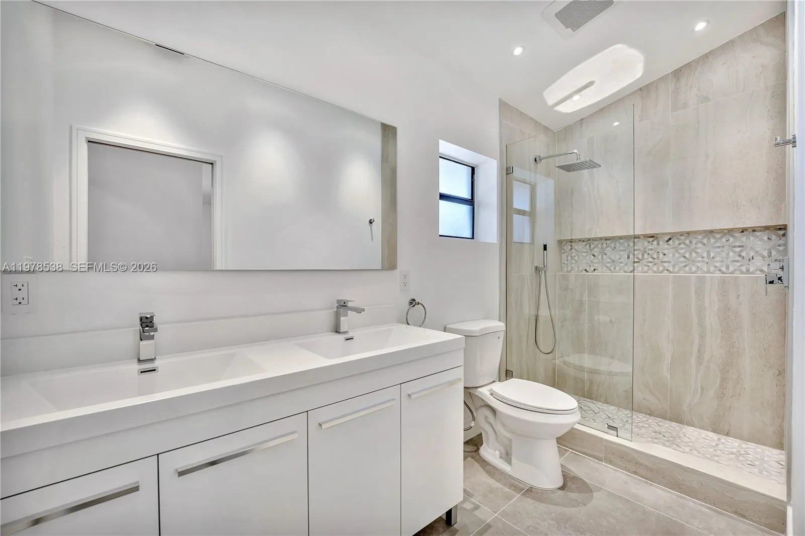 2616 N Carambola Cir N 1702, Coconut Creek, Florid, Coconut Creek, Florida 33066, 2 Bedrooms Bedrooms, ,2 BathroomsBathrooms,Residential Lease,For Rent,2616 N Carambola Cir N 1702, Coconut Creek, Florid,A11978538