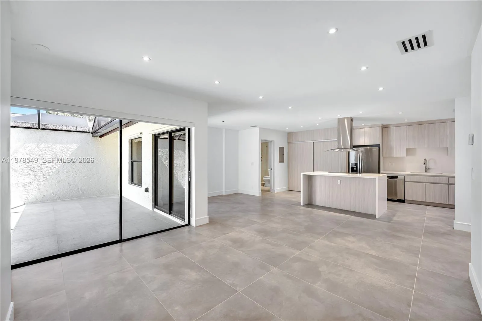 2616 N Carambola Cir N 1702, Coconut Creek, Florid, Coconut Creek, Florida 33066, 2 Bedrooms Bedrooms, ,2 BathroomsBathrooms,Residential,For Sale,2616 N Carambola Cir N 1702, Coconut Creek, Florid,A11978549