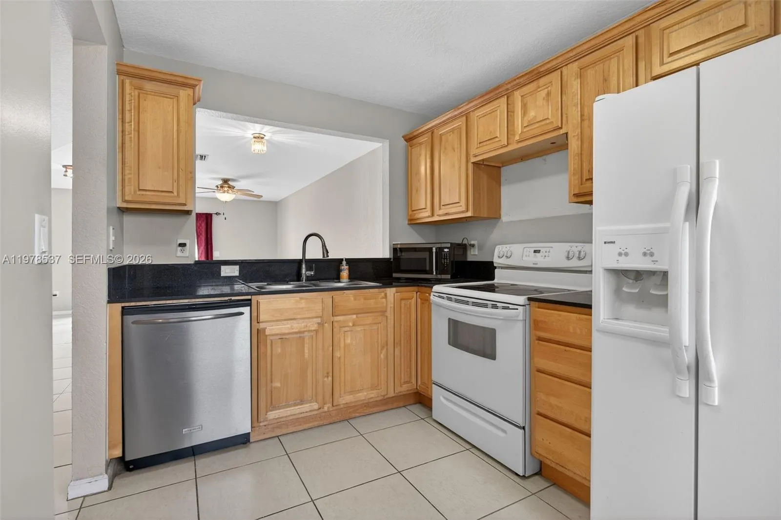 6613 Winfield Blvd 3-7, Margate, Florida 33063, Margate, Florida 33063, 2 Bedrooms Bedrooms, ,2 BathroomsBathrooms,Residential Lease,For Rent,6613 Winfield Blvd 3-7, Margate, Florida 33063,A11978537