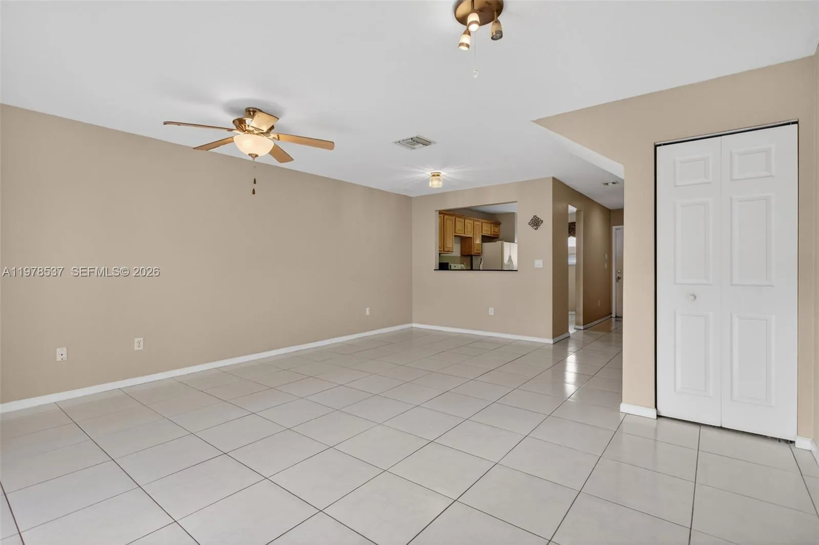 6613 Winfield Blvd 3-7, Margate, Florida 33063, Margate, Florida 33063, 2 Bedrooms Bedrooms, ,2 BathroomsBathrooms,Residential Lease,For Rent,6613 Winfield Blvd 3-7, Margate, Florida 33063,A11978537