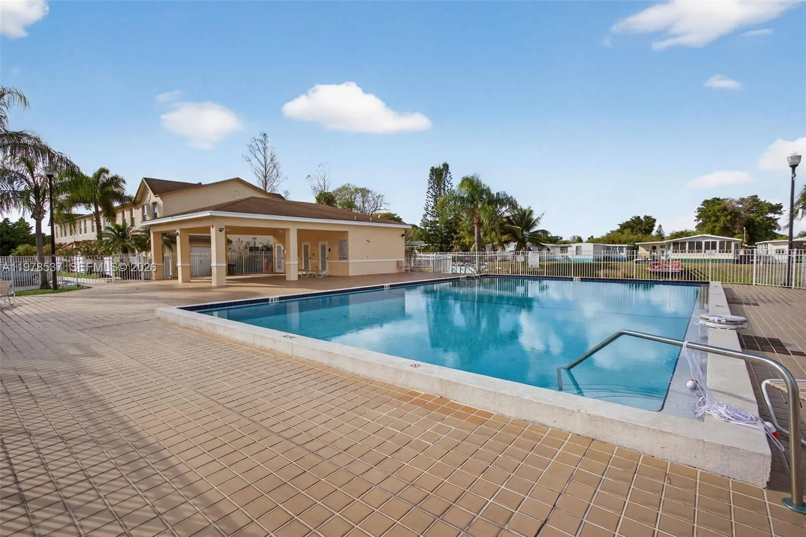 6613 Winfield Blvd 3-7, Margate, Florida 33063, Margate, Florida 33063, 2 Bedrooms Bedrooms, ,2 BathroomsBathrooms,Residential Lease,For Rent,6613 Winfield Blvd 3-7, Margate, Florida 33063,A11978537