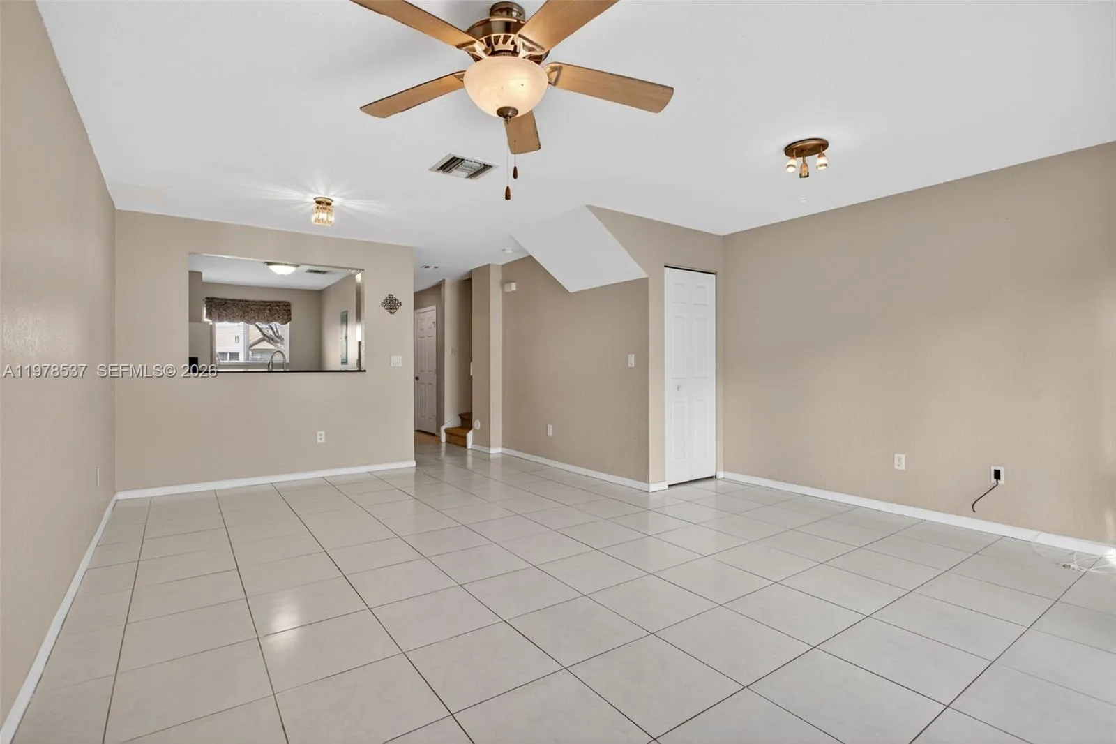 6613 Winfield Blvd 3-7, Margate, Florida 33063, Margate, Florida 33063, 2 Bedrooms Bedrooms, ,2 BathroomsBathrooms,Residential Lease,For Rent,6613 Winfield Blvd 3-7, Margate, Florida 33063,A11978537