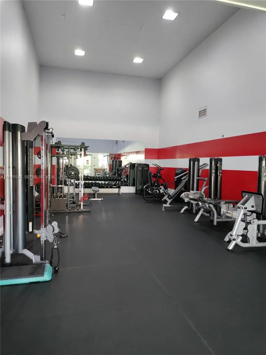 215 Sw 117th Ter 14205, Pembroke Pines, Florida 33, Pembroke Pines, Florida 33025, 2 Bedrooms Bedrooms, ,2 BathroomsBathrooms,Residential,For Sale,215 Sw 117th Ter 14205, Pembroke Pines, Florida 33,A11978540