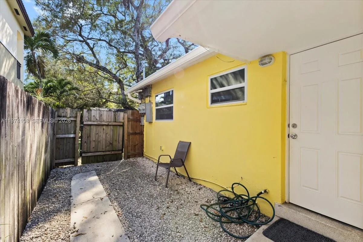 620 Sw 10th St, Fort Lauderdale, Florida 33315, Fort Lauderdale, Florida 33315, ,Residential Income,For Sale,620 Sw 10th St, Fort Lauderdale, Florida 33315,A11974108