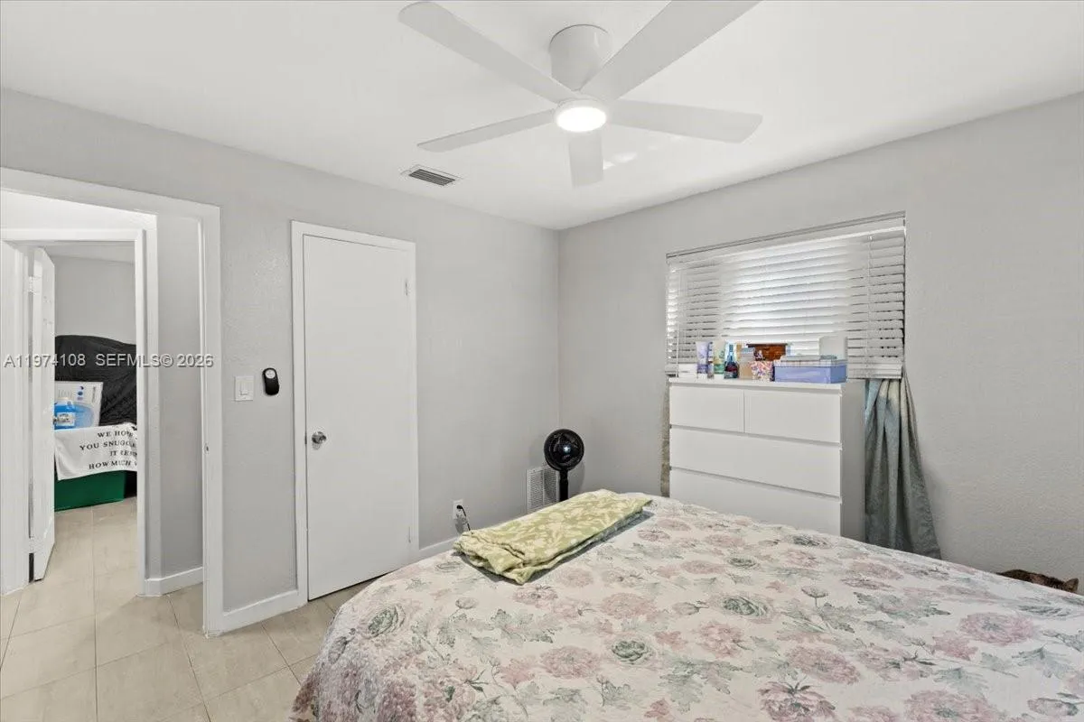 620 Sw 10th St, Fort Lauderdale, Florida 33315, Fort Lauderdale, Florida 33315, ,Residential Income,For Sale,620 Sw 10th St, Fort Lauderdale, Florida 33315,A11974108