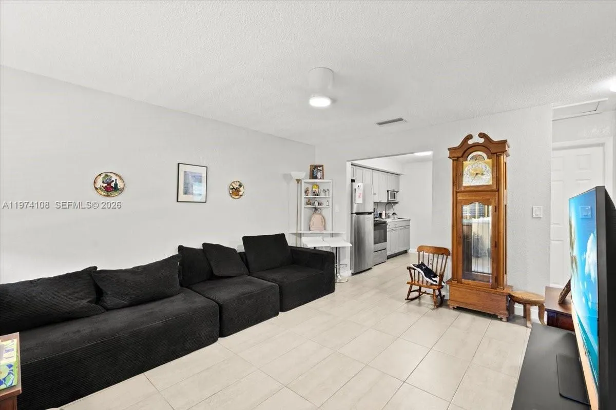 620 Sw 10th St, Fort Lauderdale, Florida 33315, Fort Lauderdale, Florida 33315, ,Residential Income,For Sale,620 Sw 10th St, Fort Lauderdale, Florida 33315,A11974108