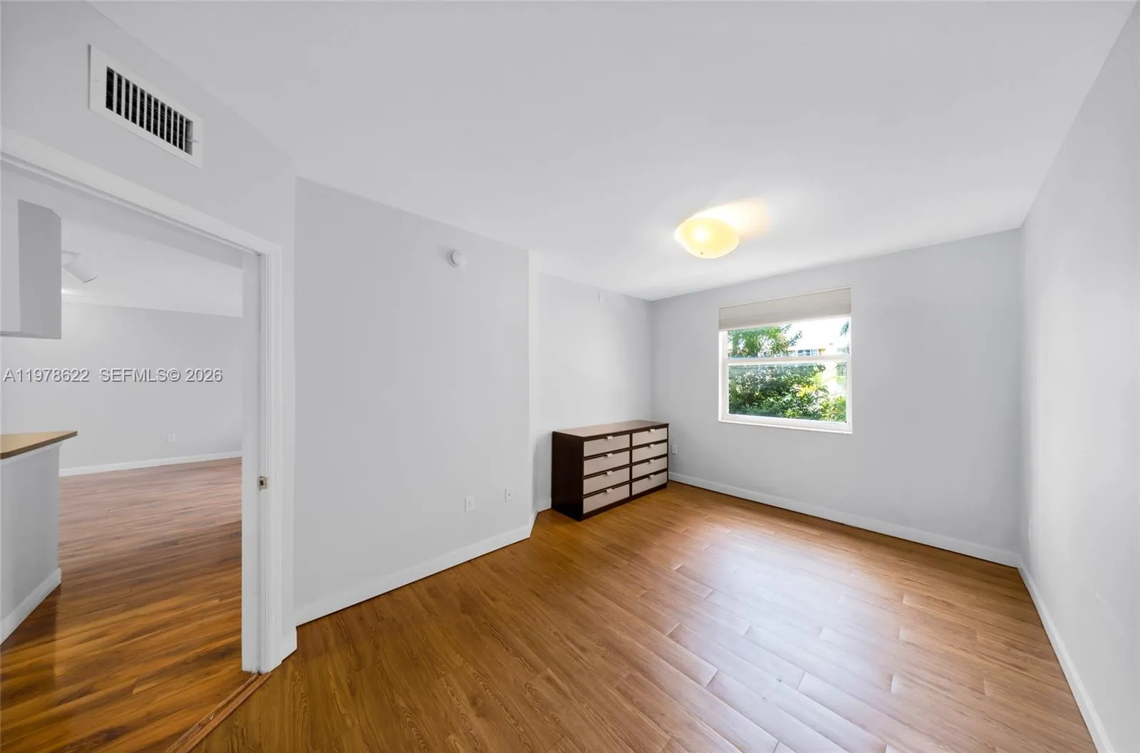 17125 N Bay Rd 3301, Sunny Isles Beach, Florida 33, Sunny Isles Beach, Florida 33160, 1 Bedroom Bedrooms, ,1 BathroomBathrooms,Residential Lease,For Rent,17125 N Bay Rd 3301, Sunny Isles Beach, Florida 33,A11978622