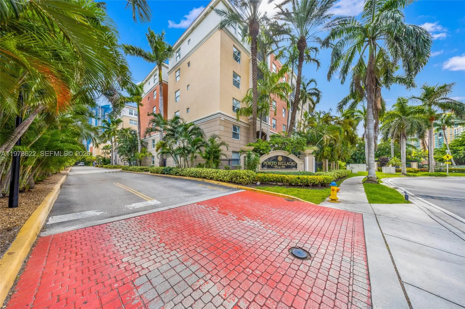 17125 N Bay Rd 3301, Sunny Isles Beach, Florida 33, Sunny Isles Beach, Florida 33160, 1 Bedroom Bedrooms, ,1 BathroomBathrooms,Residential Lease,For Rent,17125 N Bay Rd 3301, Sunny Isles Beach, Florida 33,A11978622