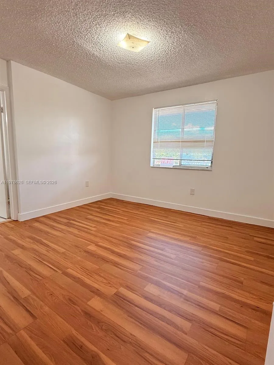 291 Nw 177th St C-201, Miami Gardens, Florida 3316, Miami Gardens, Florida 33169, 2 Bedrooms Bedrooms, ,2 BathroomsBathrooms,Residential Lease,For Rent,291 Nw 177th St C-201, Miami Gardens, Florida 3316,A11978628