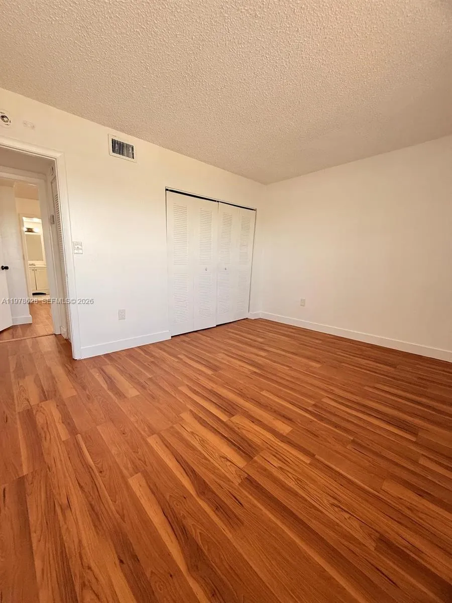 291 Nw 177th St C-201, Miami Gardens, Florida 3316, Miami Gardens, Florida 33169, 2 Bedrooms Bedrooms, ,2 BathroomsBathrooms,Residential Lease,For Rent,291 Nw 177th St C-201, Miami Gardens, Florida 3316,A11978628