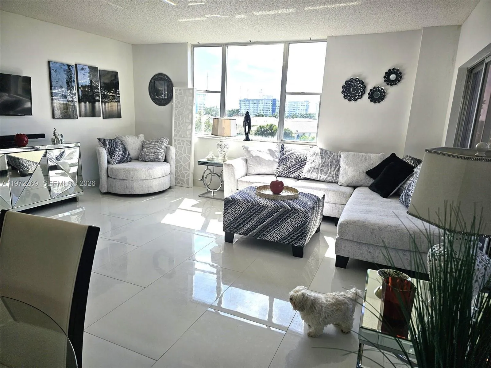 3850 Washington St 516, Hollywood, Florida 33021, Hollywood, Florida 33021, 2 Bedrooms Bedrooms, ,2 BathroomsBathrooms,Residential,For Sale,3850 Washington St 516, Hollywood, Florida 33021,A11972269