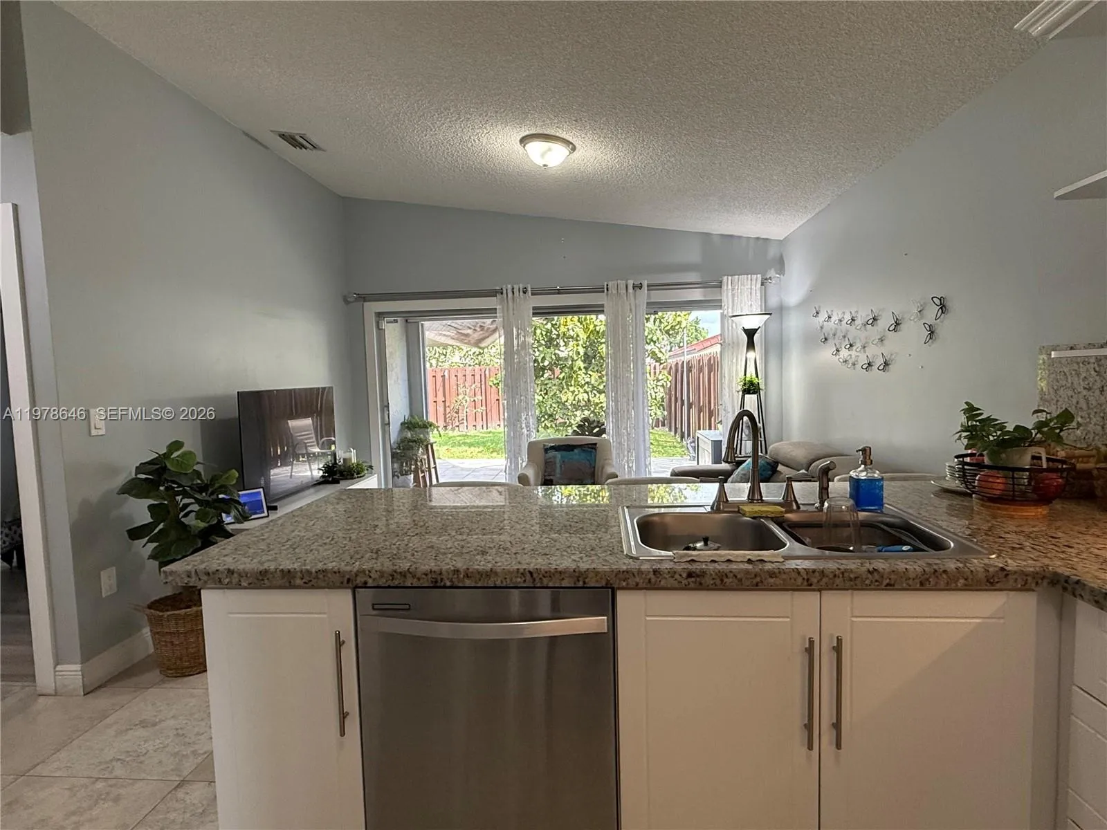 13833 Sw 157th St, Miami, Florida 33177, Miami, Florida 33177, 3 Bedrooms Bedrooms, ,2 BathroomsBathrooms,Residential Lease,For Rent,13833 Sw 157th St, Miami, Florida 33177,A11978646