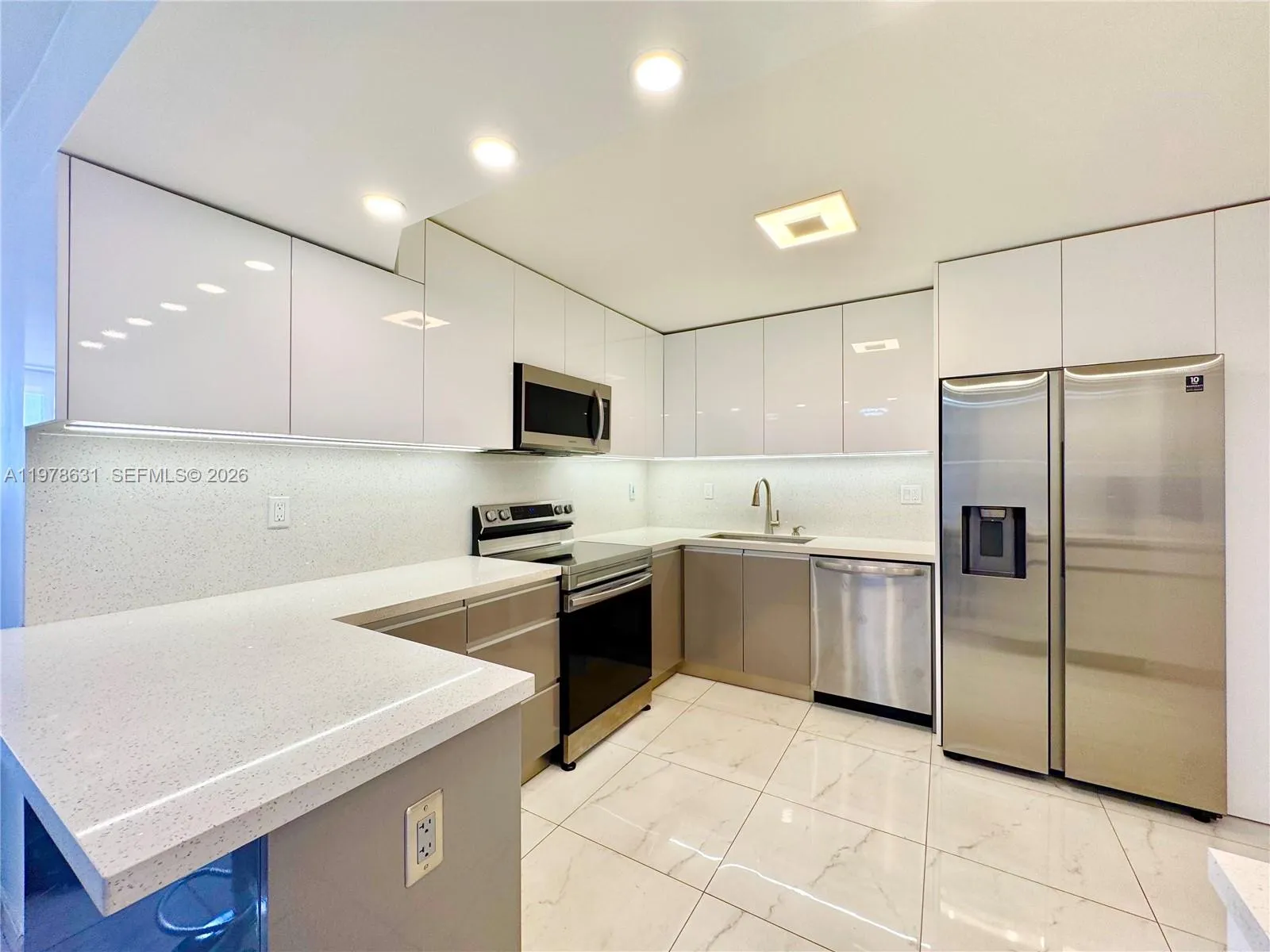 250 174th St 2212, Sunny Isles Beach, Florida 3316, Sunny Isles Beach, Florida 33160, 2 Bedrooms Bedrooms, ,2 BathroomsBathrooms,Residential Lease,For Rent,250 174th St 2212, Sunny Isles Beach, Florida 3316,A11978631