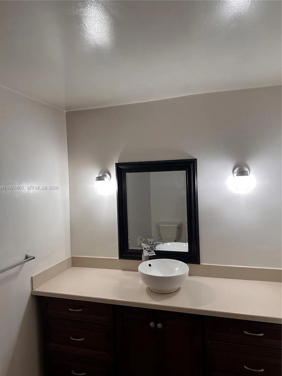 8440 Sw 154th Cir Ct 302, Miami, Florida 33193, Miami, Florida 33193, 3 Bedrooms Bedrooms, ,2 BathroomsBathrooms,Residential Lease,For Rent,8440 Sw 154th Cir Ct 302, Miami, Florida 33193,A11978665