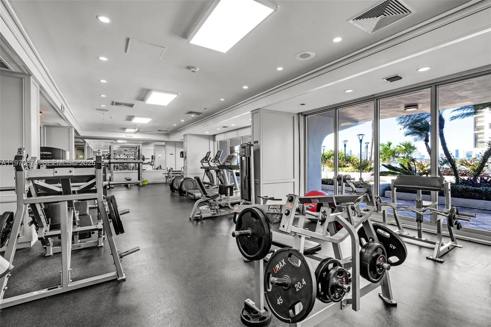 11 Island Ave 605, Miami Beach, Florida 33139, Miami Beach, Florida 33139, 2 Bedrooms Bedrooms, ,2 BathroomsBathrooms,Residential Lease,For Rent,11 Island Ave 605, Miami Beach, Florida 33139,A11978674