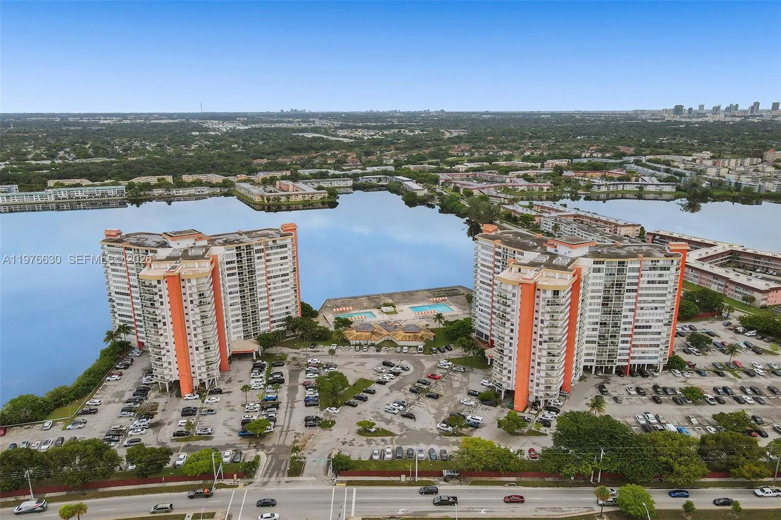 1301 Ne Miami Gardens Dr 221w, Miami, Florida 3317, Miami, Florida 33179, 1 Bedroom Bedrooms, ,1 BathroomBathrooms,Residential Lease,For Rent,1301 Ne Miami Gardens Dr 221w, Miami, Florida 3317,A11976630