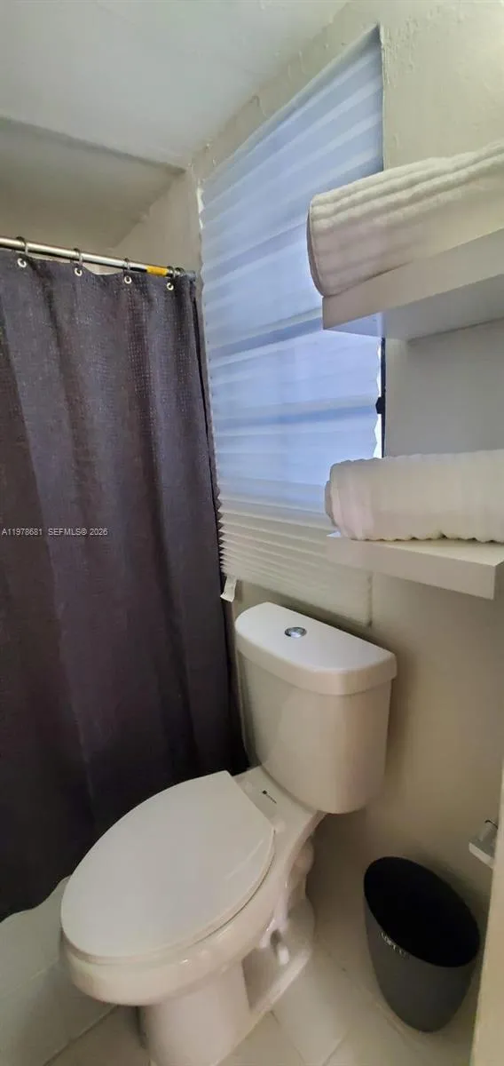 275 Nw 46 St B, Miami, Florida 33127, Miami, Florida 33127, 1 Bedroom Bedrooms, ,1 BathroomBathrooms,Residential Lease,For Rent,275 Nw 46 St B, Miami, Florida 33127,A11978681