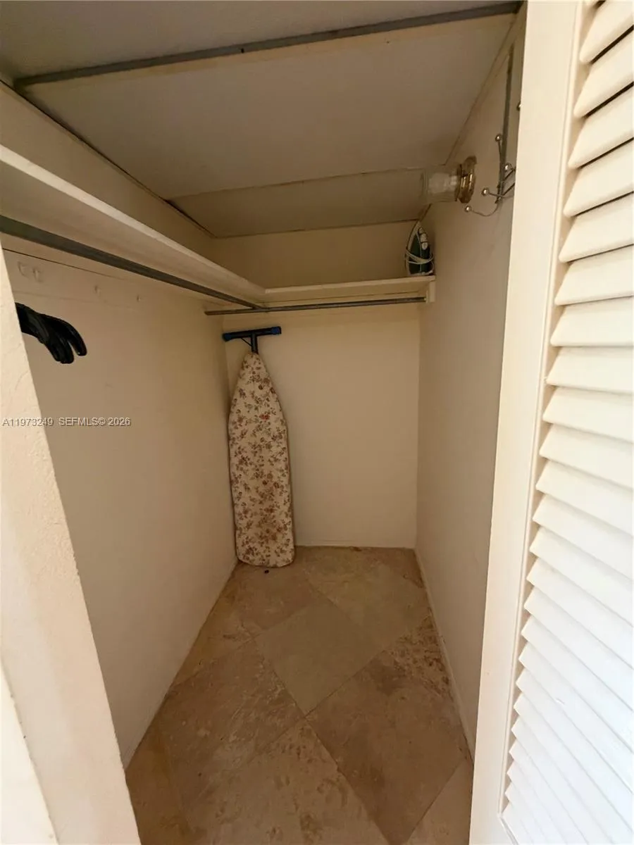 500 Bayview Dr 218, Sunny Isles Beach, Florida 331, Sunny Isles Beach, Florida 33160, 1 Bedroom Bedrooms, ,1 BathroomBathrooms,Residential Lease,For Rent,500 Bayview Dr 218, Sunny Isles Beach, Florida 331,A11973249