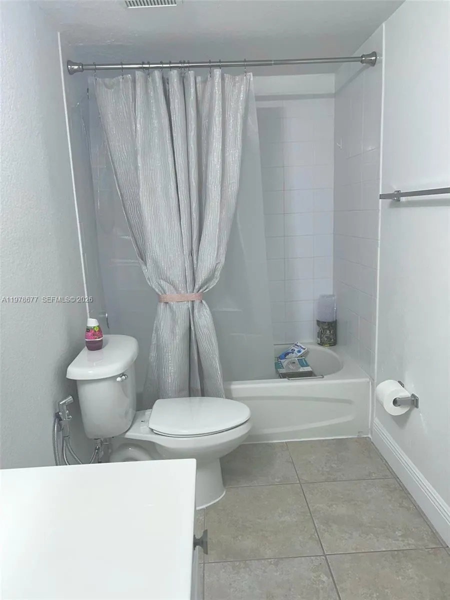5221 Geneva Way 103, Doral, Florida 33166, Doral, Florida 33166, 1 Bedroom Bedrooms, ,1 BathroomBathrooms,Residential Lease,For Rent,5221 Geneva Way 103, Doral, Florida 33166,A11978677