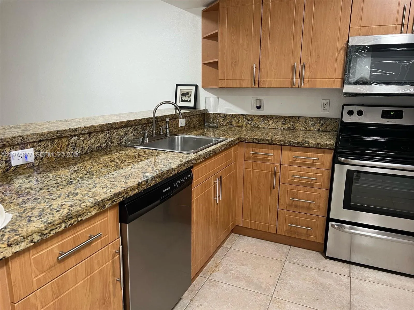 5221 Geneva Way 103, Doral, Florida 33166, Doral, Florida 33166, 1 Bedroom Bedrooms, ,1 BathroomBathrooms,Residential Lease,For Rent,5221 Geneva Way 103, Doral, Florida 33166,A11978677