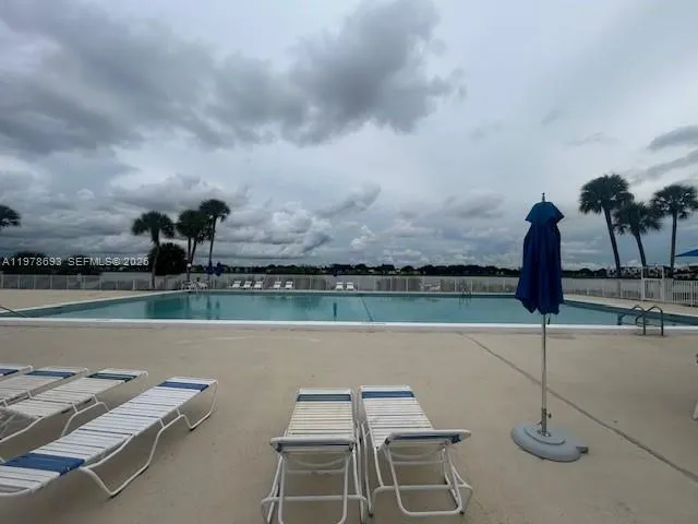 20860 San Simeon Way 404-6, Miami, Florida 33179, Miami, Florida 33179, 2 Bedrooms Bedrooms, ,2 BathroomsBathrooms,Residential Lease,For Rent,20860 San Simeon Way 404-6, Miami, Florida 33179,A11978693