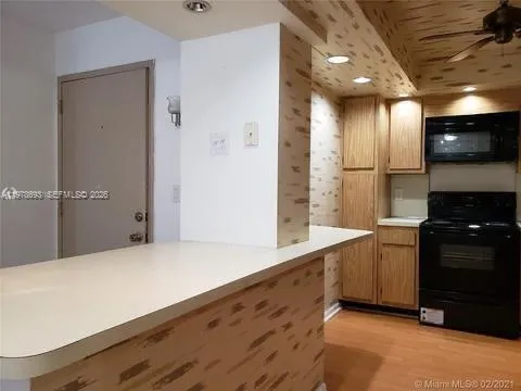 20860 San Simeon Way 404-6, Miami, Florida 33179, Miami, Florida 33179, 2 Bedrooms Bedrooms, ,2 BathroomsBathrooms,Residential Lease,For Rent,20860 San Simeon Way 404-6, Miami, Florida 33179,A11978693