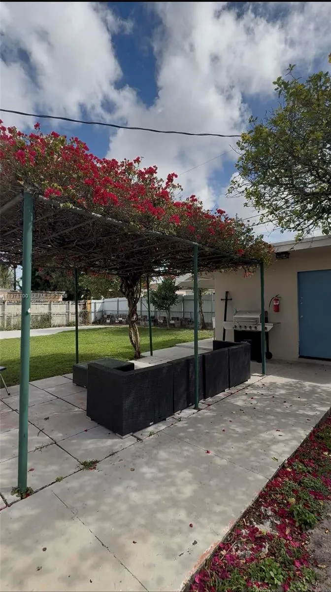 3644 Nw 12th St, Miami, Florida 33125, Miami, Florida 33125, 3 Bedrooms Bedrooms, ,2 BathroomsBathrooms,Residential Lease,For Rent,3644 Nw 12th St, Miami, Florida 33125,A11978700