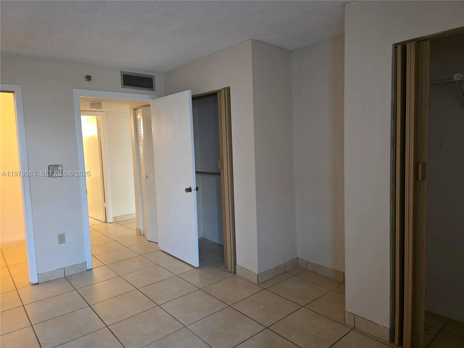 9688 Fontainebleau Blvd 307, Miami, Florida 33172, Miami, Florida 33172, 1 Bedroom Bedrooms, ,1 BathroomBathrooms,Residential Lease,For Rent,9688 Fontainebleau Blvd 307, Miami, Florida 33172,A11978083