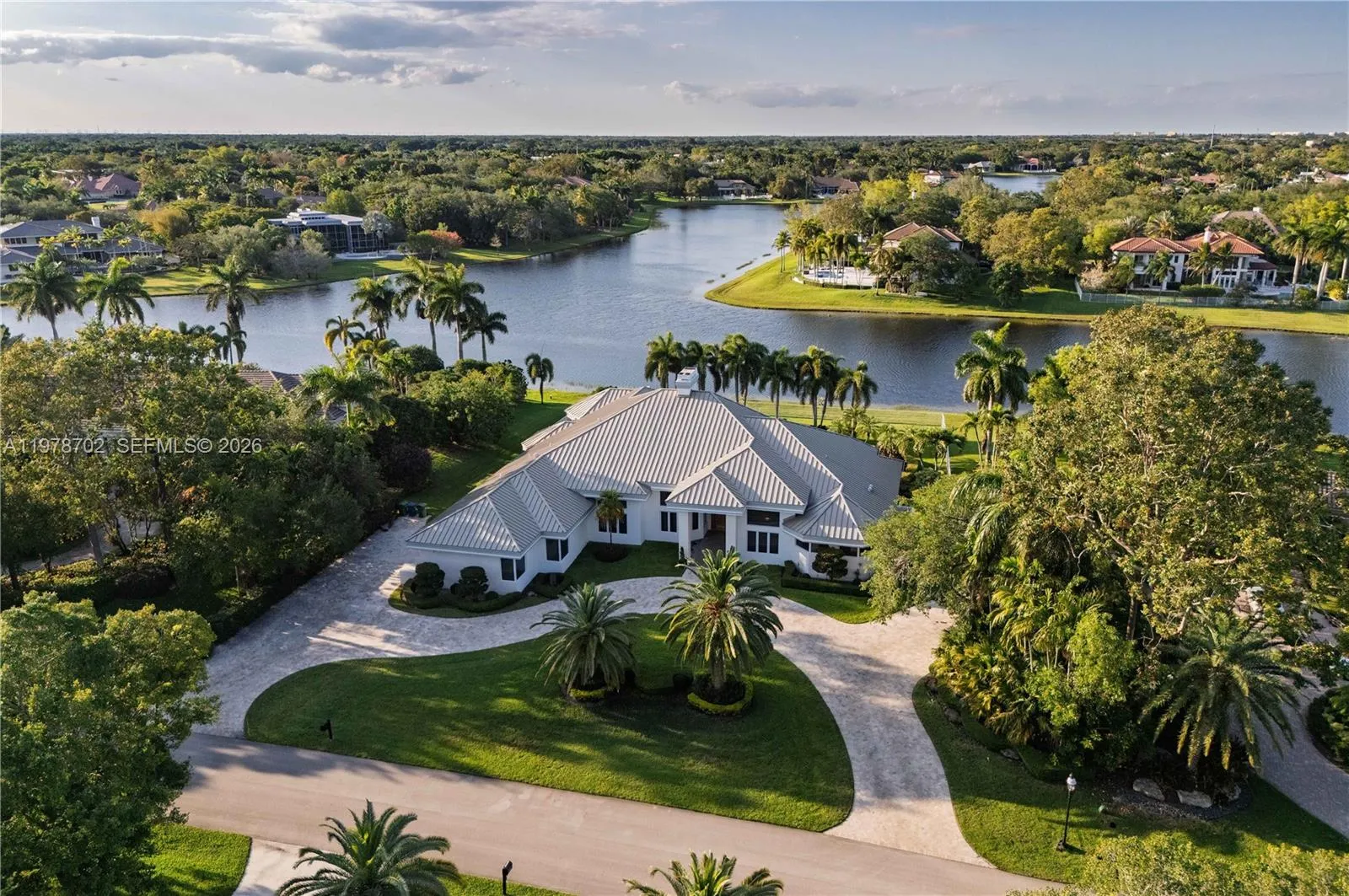 3425 Saddlebrook Lane, Weston, Florida 33331, Weston, Florida 33331, 5 Bedrooms Bedrooms, ,5 BathroomsBathrooms,Residential,For Sale,3425 Saddlebrook Lane, Weston, Florida 33331,A11978702