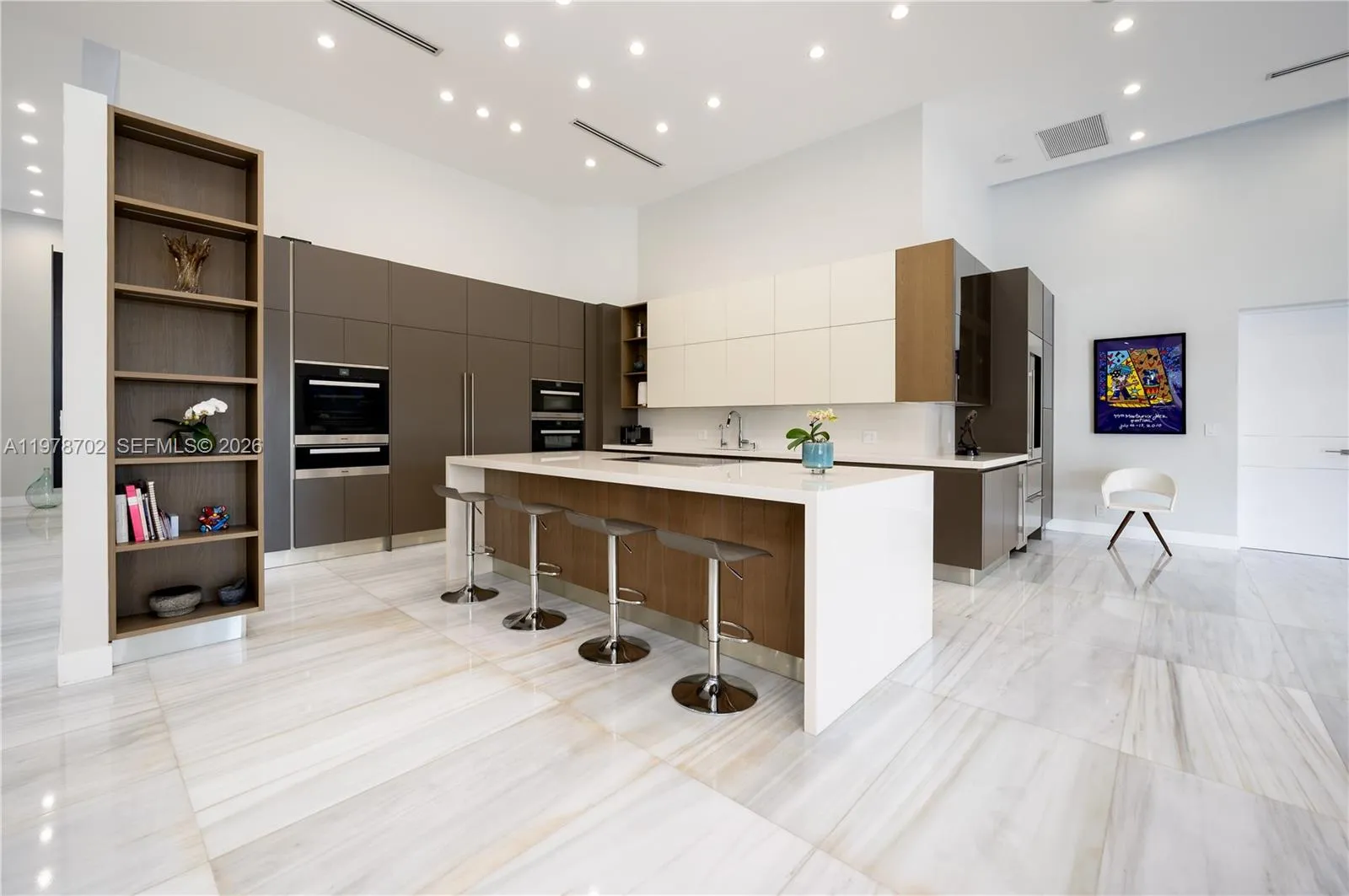 3425 Saddlebrook Lane, Weston, Florida 33331, Weston, Florida 33331, 5 Bedrooms Bedrooms, ,5 BathroomsBathrooms,Residential,For Sale,3425 Saddlebrook Lane, Weston, Florida 33331,A11978702