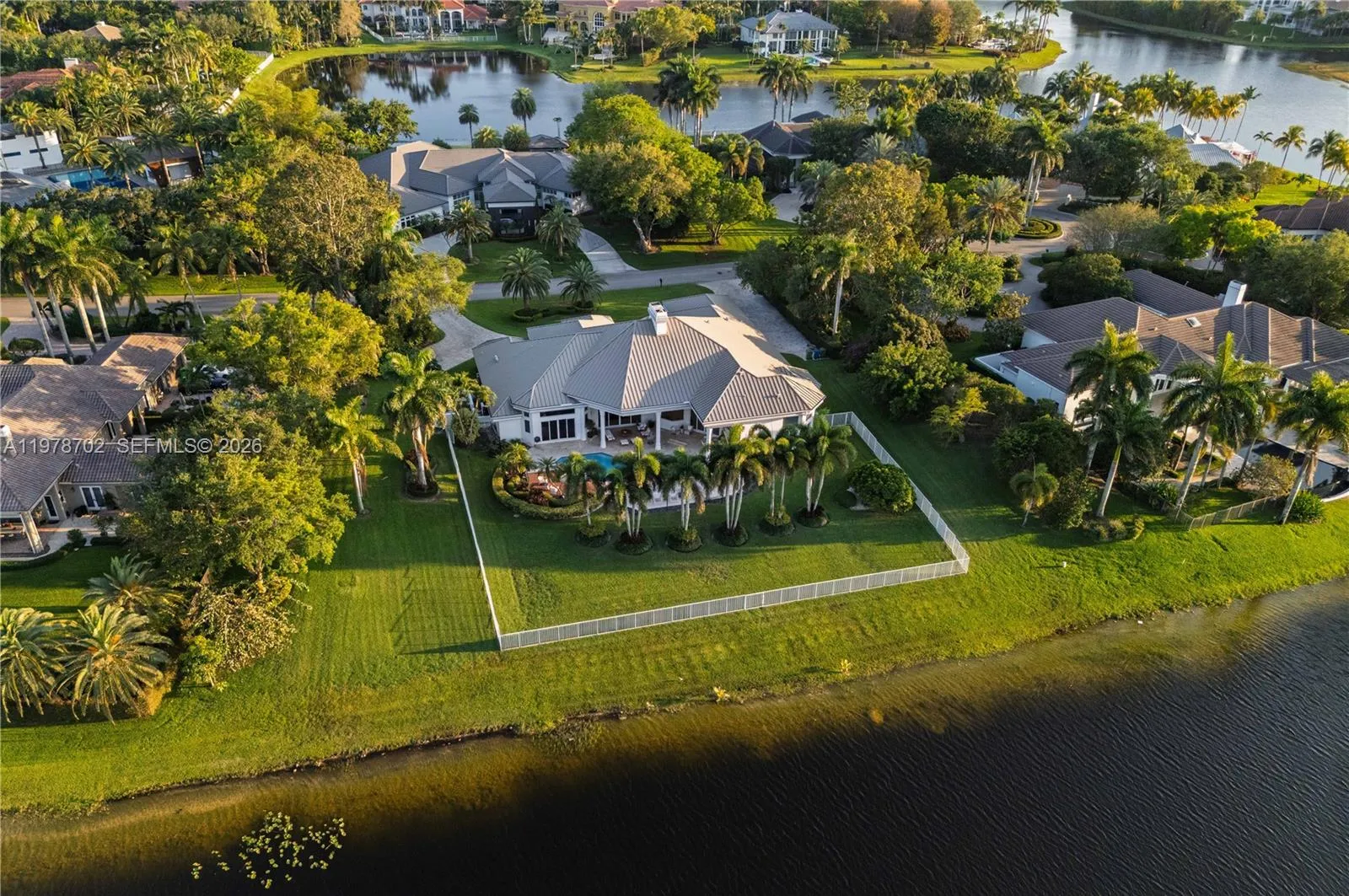 3425 Saddlebrook Lane, Weston, Florida 33331, Weston, Florida 33331, 5 Bedrooms Bedrooms, ,5 BathroomsBathrooms,Residential,For Sale,3425 Saddlebrook Lane, Weston, Florida 33331,A11978702