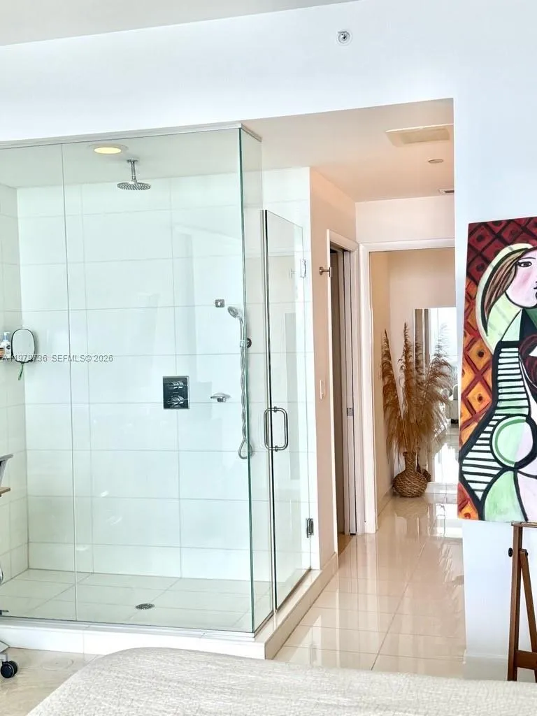 2020 N Bayshore Dr 2704, Miami, Florida 33137, Miami, Florida 33137, 2 Bedrooms Bedrooms, ,2 BathroomsBathrooms,Residential Lease,For Rent,2020 N Bayshore Dr 2704, Miami, Florida 33137,A11978736