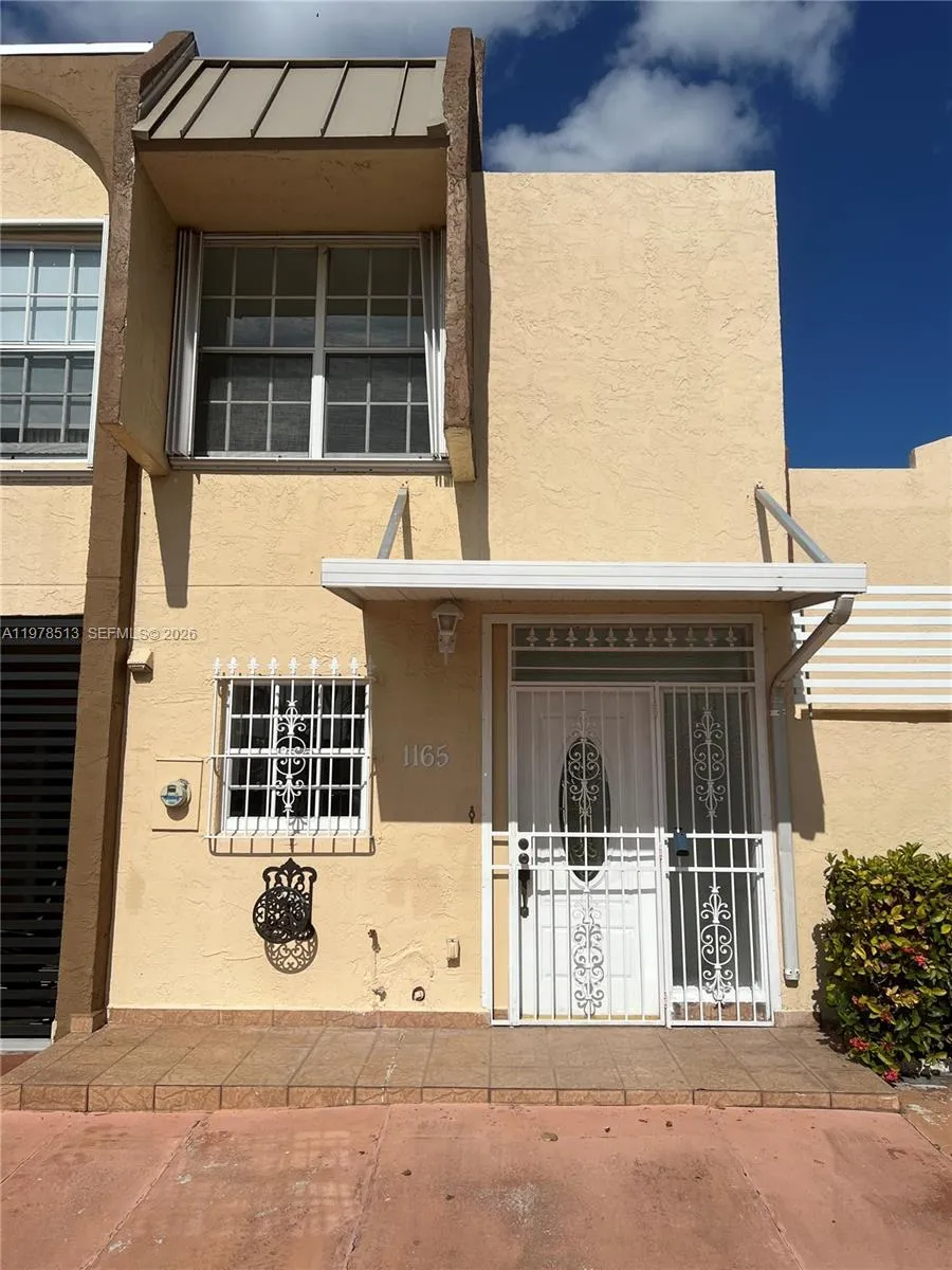1165 W 38th Ter 35, Hialeah, Florida 33012, Hialeah, Florida 33012, 2 Bedrooms Bedrooms, ,1 BathroomBathrooms,Residential Lease,For Rent,1165 W 38th Ter 35, Hialeah, Florida 33012,A11978513