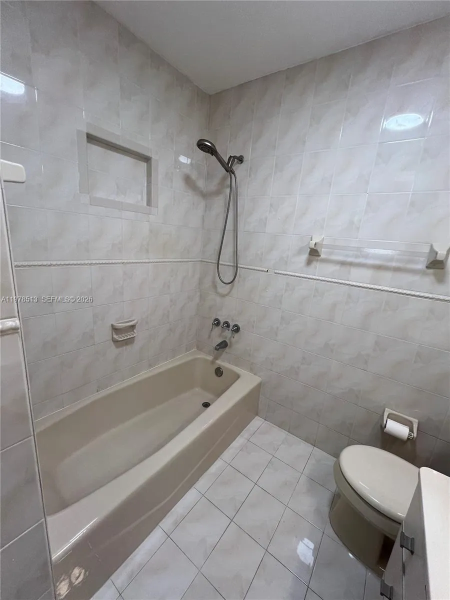 1165 W 38th Ter 35, Hialeah, Florida 33012, Hialeah, Florida 33012, 2 Bedrooms Bedrooms, ,1 BathroomBathrooms,Residential Lease,For Rent,1165 W 38th Ter 35, Hialeah, Florida 33012,A11978513