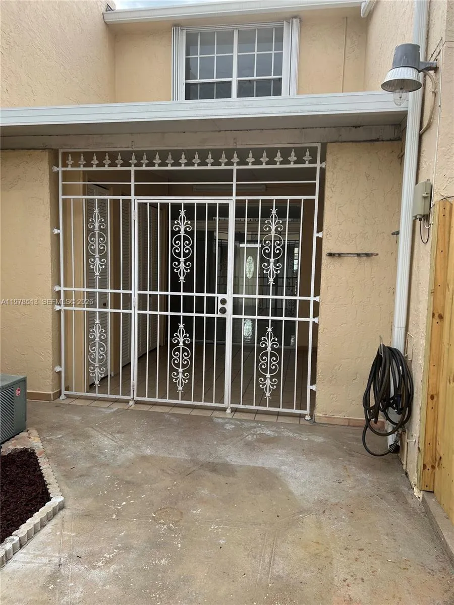 1165 W 38th Ter 35, Hialeah, Florida 33012, Hialeah, Florida 33012, 2 Bedrooms Bedrooms, ,1 BathroomBathrooms,Residential Lease,For Rent,1165 W 38th Ter 35, Hialeah, Florida 33012,A11978513
