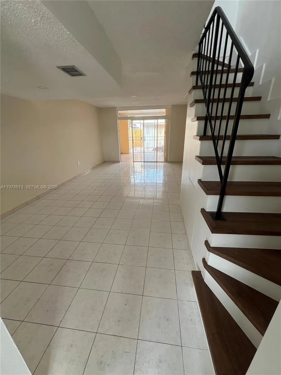 1165 W 38th Ter 35, Hialeah, Florida 33012, Hialeah, Florida 33012, 2 Bedrooms Bedrooms, ,1 BathroomBathrooms,Residential Lease,For Rent,1165 W 38th Ter 35, Hialeah, Florida 33012,A11978513
