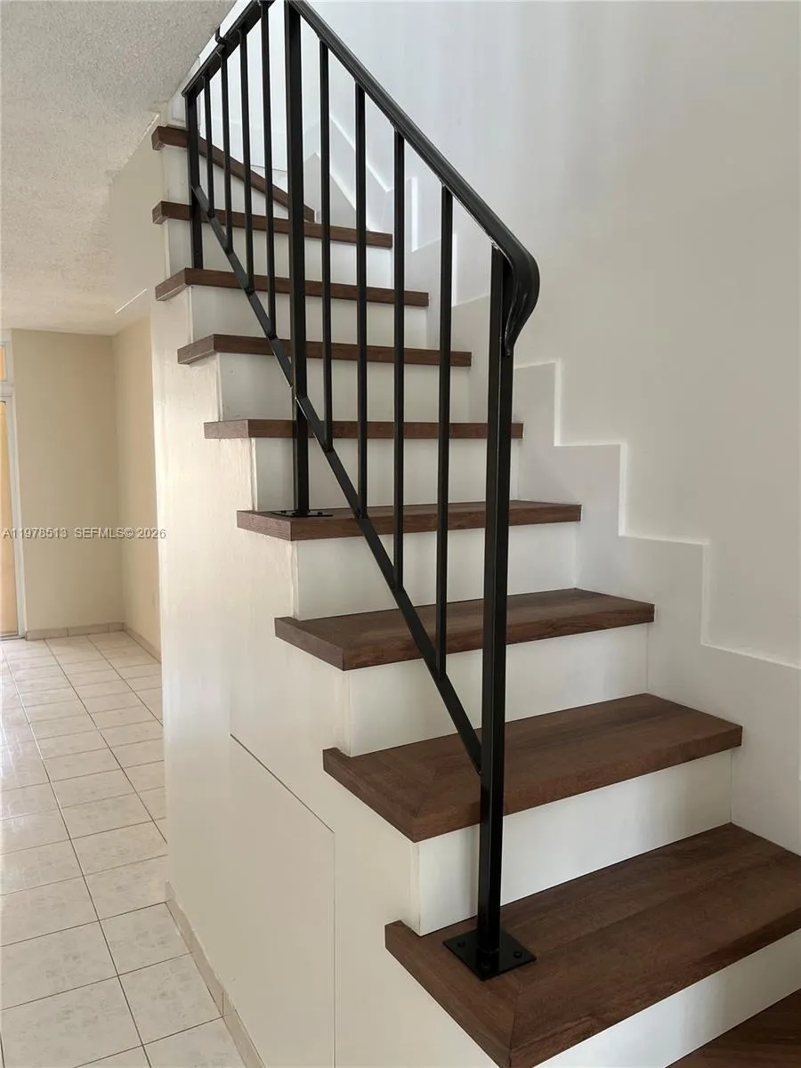 1165 W 38th Ter 35, Hialeah, Florida 33012, Hialeah, Florida 33012, 2 Bedrooms Bedrooms, ,1 BathroomBathrooms,Residential Lease,For Rent,1165 W 38th Ter 35, Hialeah, Florida 33012,A11978513