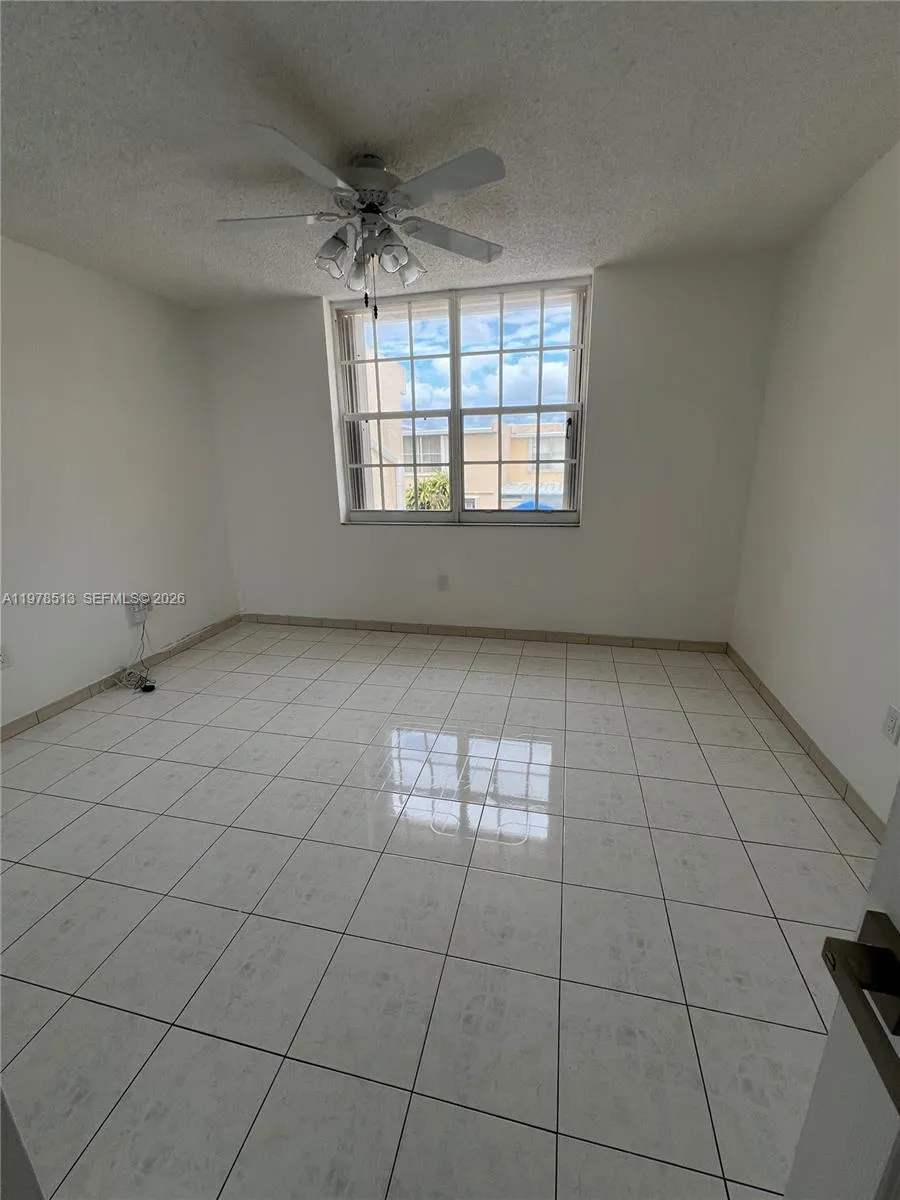 1165 W 38th Ter 35, Hialeah, Florida 33012, Hialeah, Florida 33012, 2 Bedrooms Bedrooms, ,1 BathroomBathrooms,Residential Lease,For Rent,1165 W 38th Ter 35, Hialeah, Florida 33012,A11978513