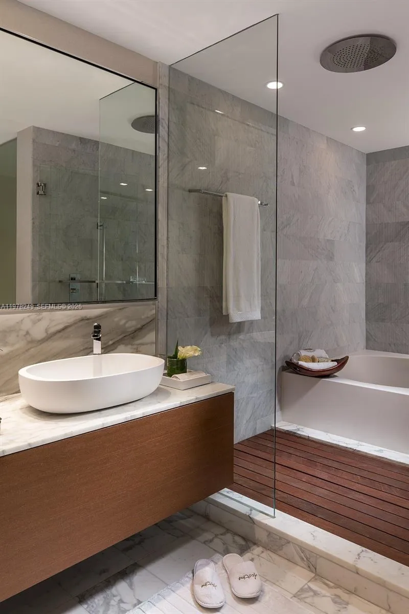 10201 Collins Ave 707, Bal Harbour, Florida 33154, Bal Harbour, Florida 33154, 2 Bedrooms Bedrooms, ,3 BathroomsBathrooms,Residential Lease,For Rent,10201 Collins Ave 707, Bal Harbour, Florida 33154,A11978249