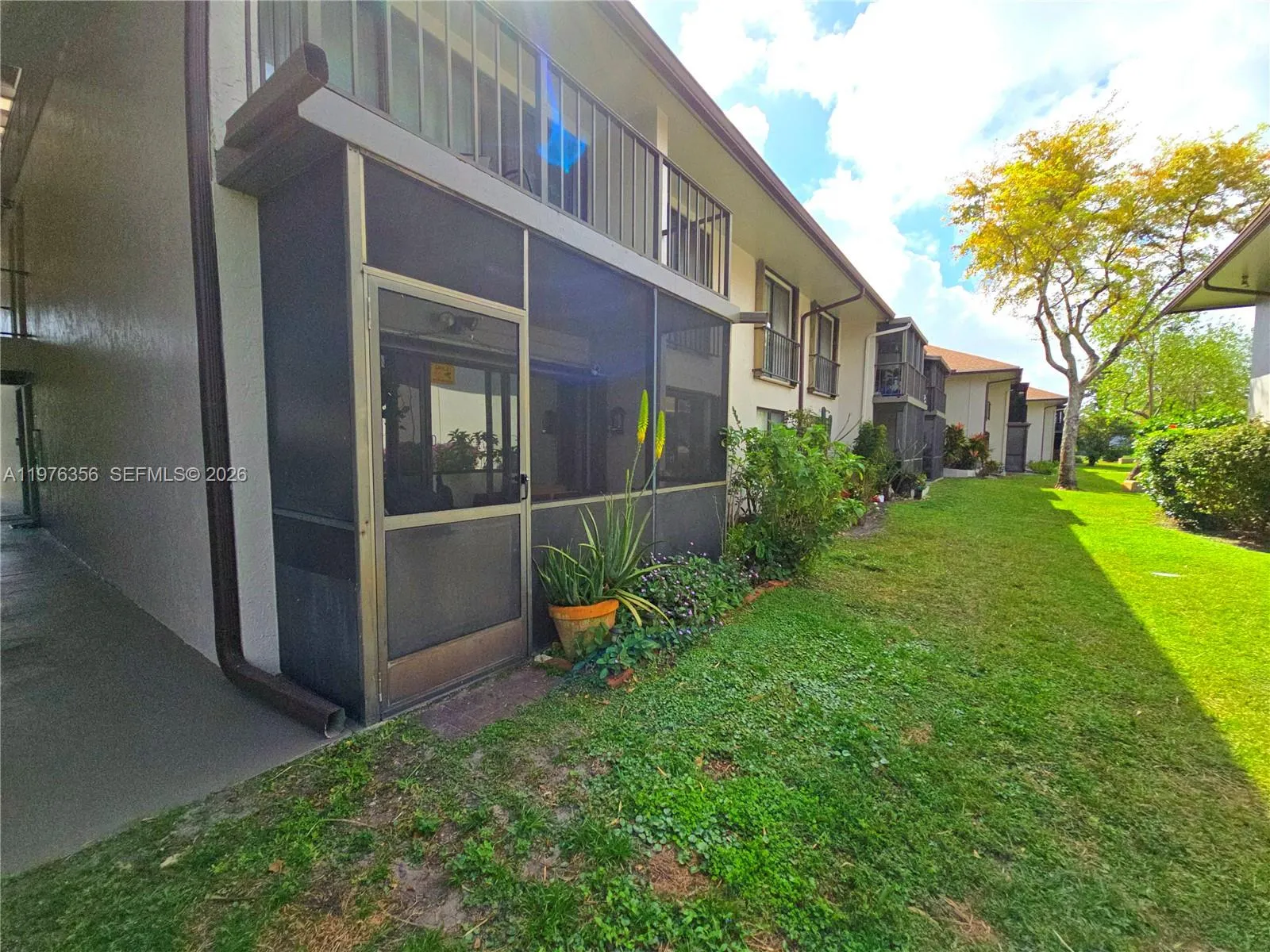 5767 Washington St F2, Hollywood, Florida 33023, Hollywood, Florida 33023, 1 Bedroom Bedrooms, ,1 BathroomBathrooms,Residential,For Sale,5767 Washington St F2, Hollywood, Florida 33023,A11976356