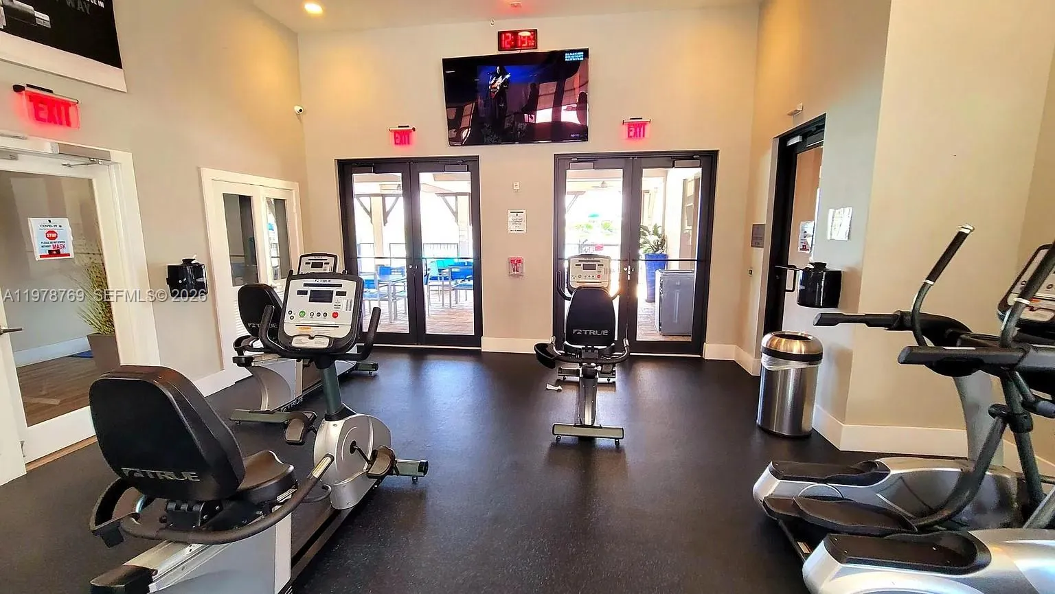 17070 Sw 91st St, Miami, Florida 33196, Miami, Florida 33196, 4 Bedrooms Bedrooms, ,3 BathroomsBathrooms,Residential Lease,For Rent,17070 Sw 91st St, Miami, Florida 33196,A11978769