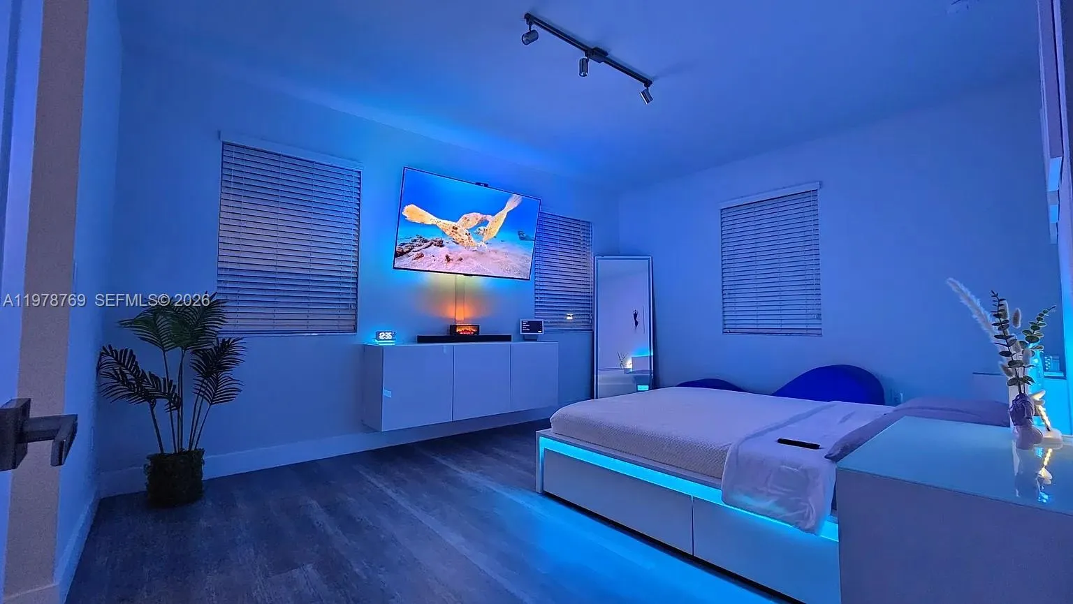 17070 Sw 91st St, Miami, Florida 33196, Miami, Florida 33196, 4 Bedrooms Bedrooms, ,3 BathroomsBathrooms,Residential Lease,For Rent,17070 Sw 91st St, Miami, Florida 33196,A11978769